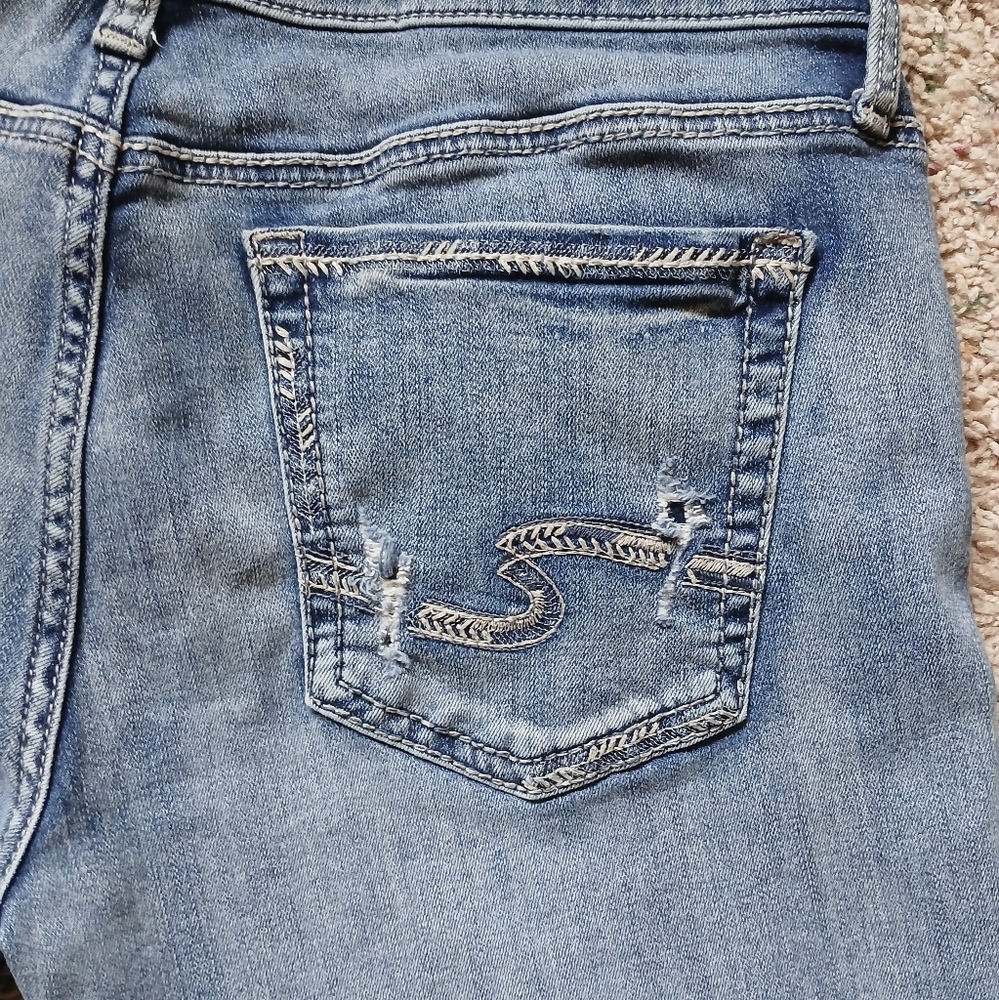 Silver Jeans - Picture 4 of 6